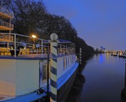 Luxury House Boat, Prospect Quay, London