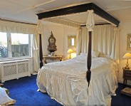 Luxury House Boat Four Poster Bed